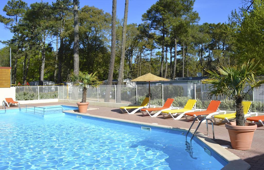 Le Clos Des Pins Campeggio